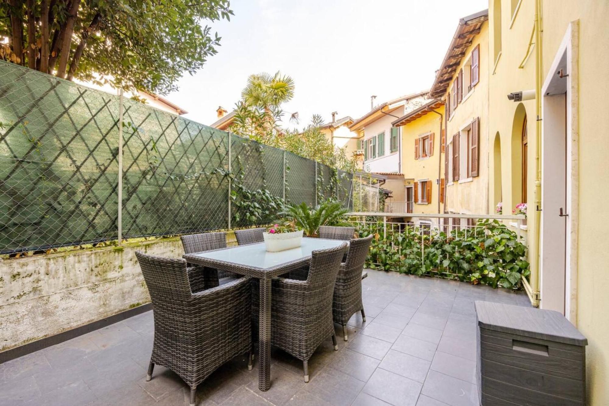 Dolce Riva Downtown Apartment Exterior photo